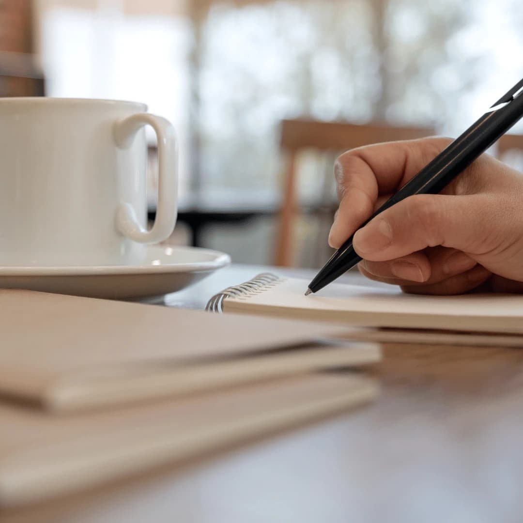 Stop Wasting Time! Free CV Builder Alternative for Writers