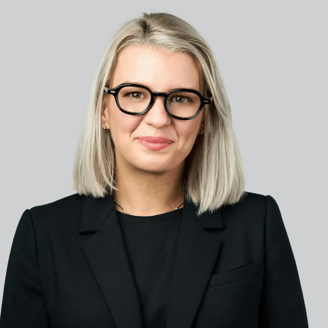 Free Resume Online Maker? Massive Lie! Protect Your Designs.